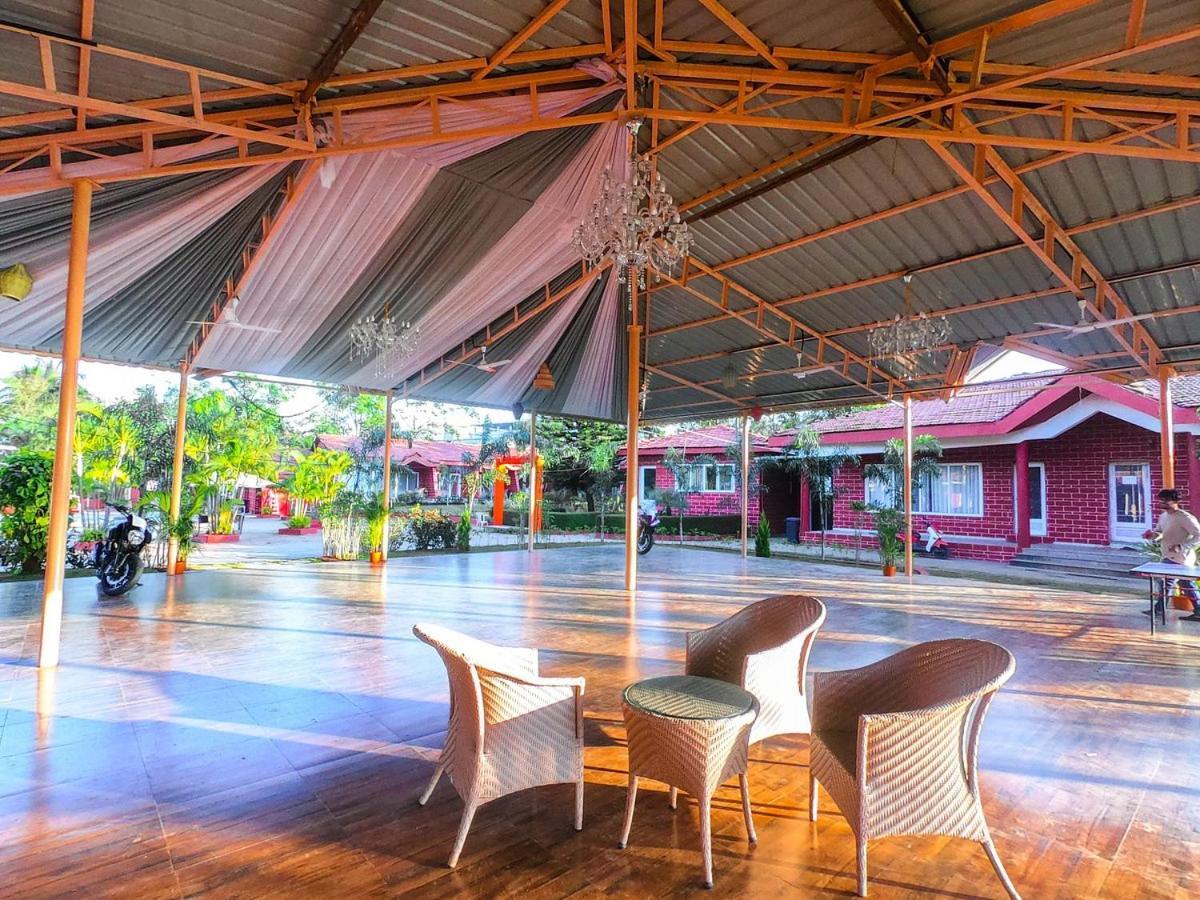 Whispering Woods Resort Lonavala Exterior foto